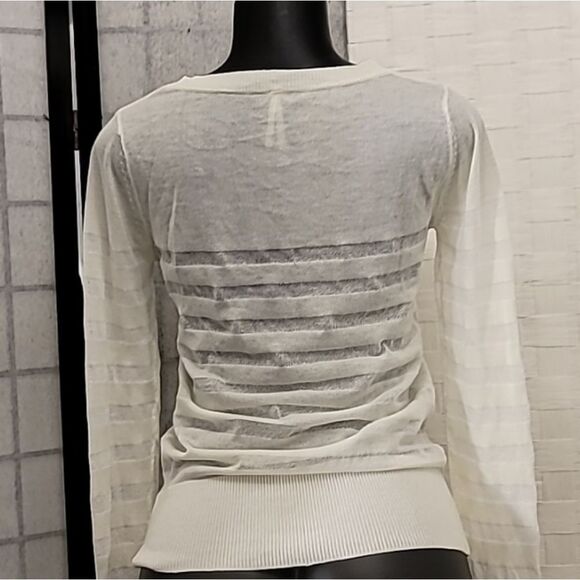 BRAND NEW PROOF KNIT WITH AN OPEN WEAVE LONG SLEEVE SWEATER - Picture 8 of 14